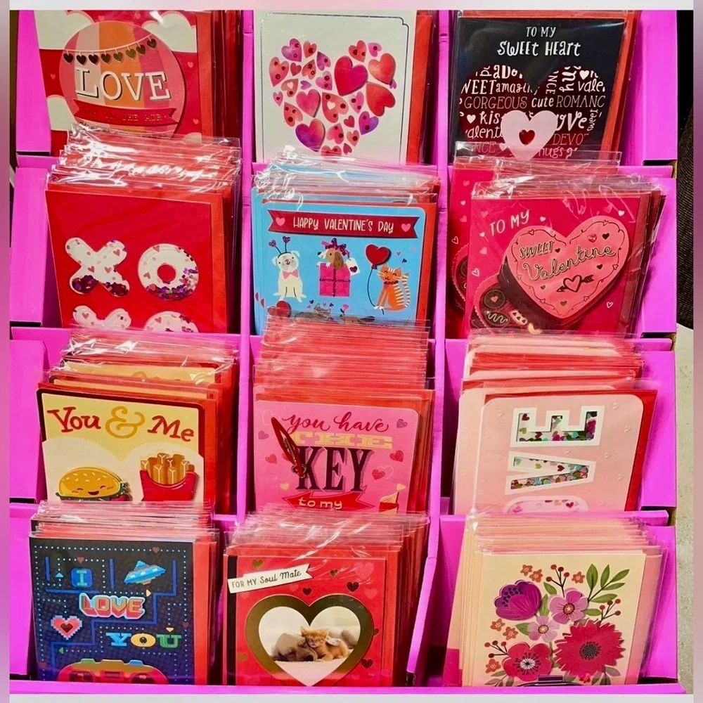Lot of 100 Valentine’s Day Cards NEW SEALED w/envelope and gold seal sticker!